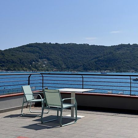 Mirage Rooms & Apartments Porto Venere Esterno foto